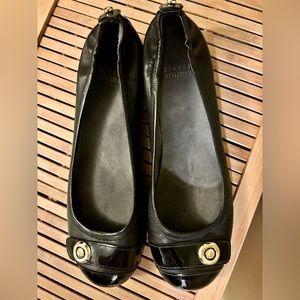 Stuart Weizman black leather heeled flat Size 8.